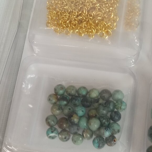 Annie's Simply Beads Kit of the Month Club Queen of the Nile Jewelry DIY Set - Picture 5 of 7